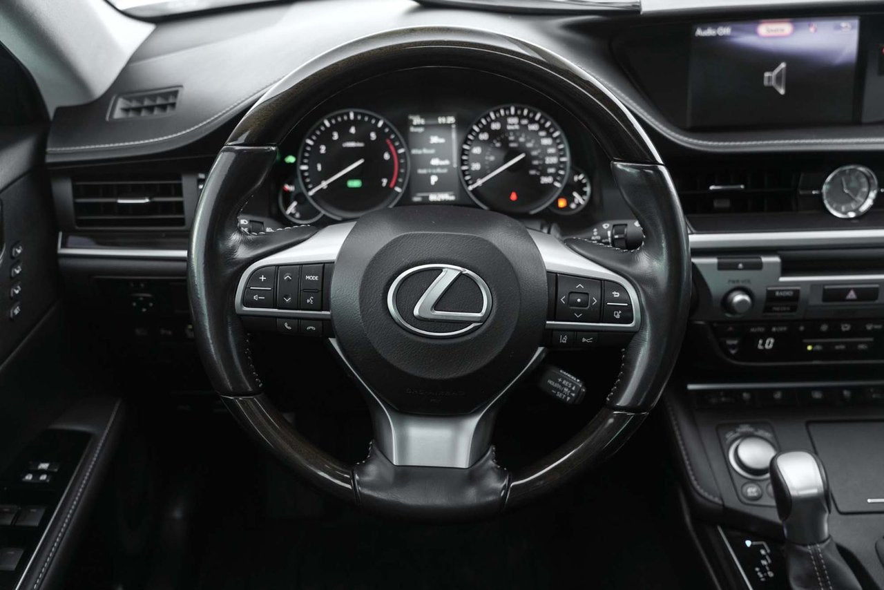 2016 Lexus ES 300h 300h EXECUTIVE LOW KM MARK LEVINSON NAVI CUIR TOIT