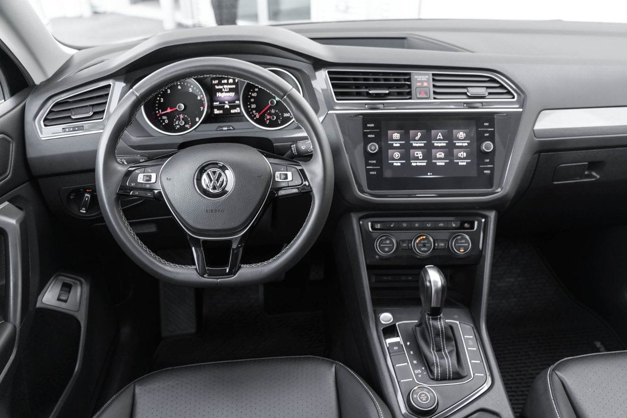 2021 Volkswagen Tiguan COMFORTLINE/AWD/PANO SUNROOF/KEYLESS/BLINDSPOT