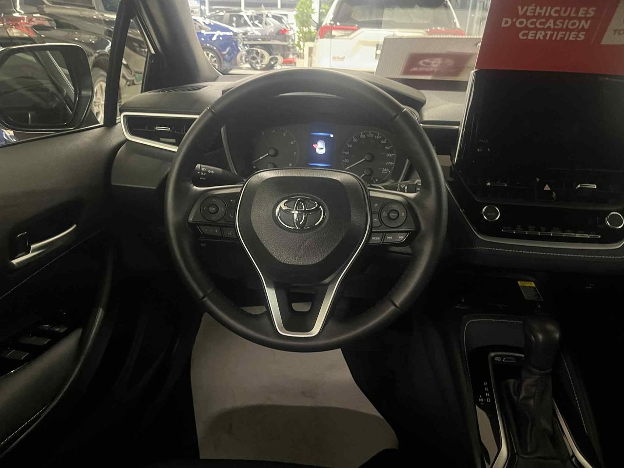 2024 Toyota Corolla Hatchback SE