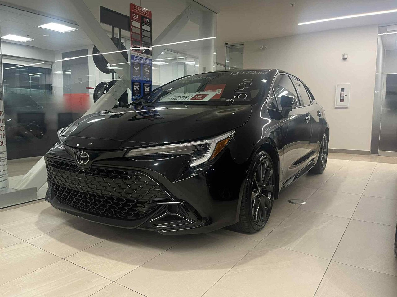 2024 Toyota Corolla Hatchback SE