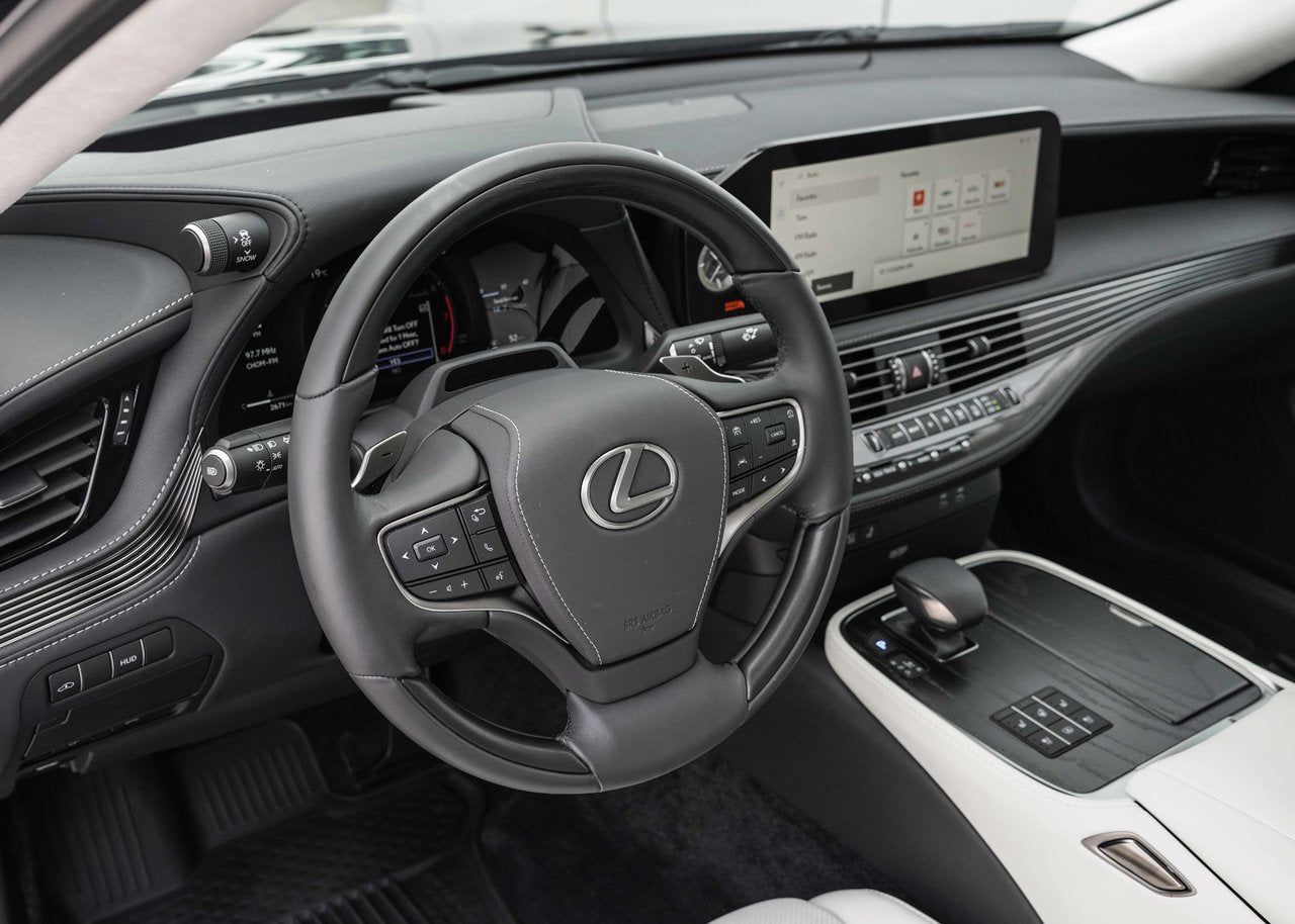 2024 Lexus LS 500 EXECUTIVE 2700KM MARK LEVINSON NAV CARPLAY