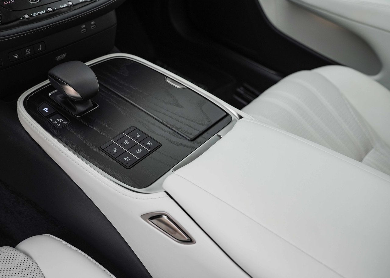 2024 Lexus LS 500 EXECUTIVE 2700KM MARK LEVINSON NAV CARPLAY