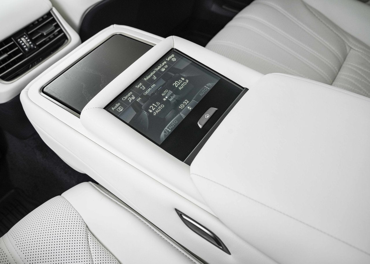 2024 Lexus LS 500 EXECUTIVE 2700KM MARK LEVINSON NAV CARPLAY