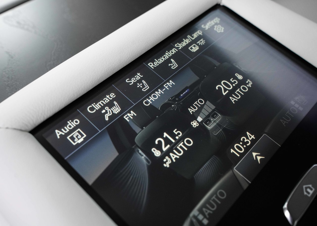 2024 Lexus LS 500 EXECUTIVE 2700KM MARK LEVINSON NAV CARPLAY