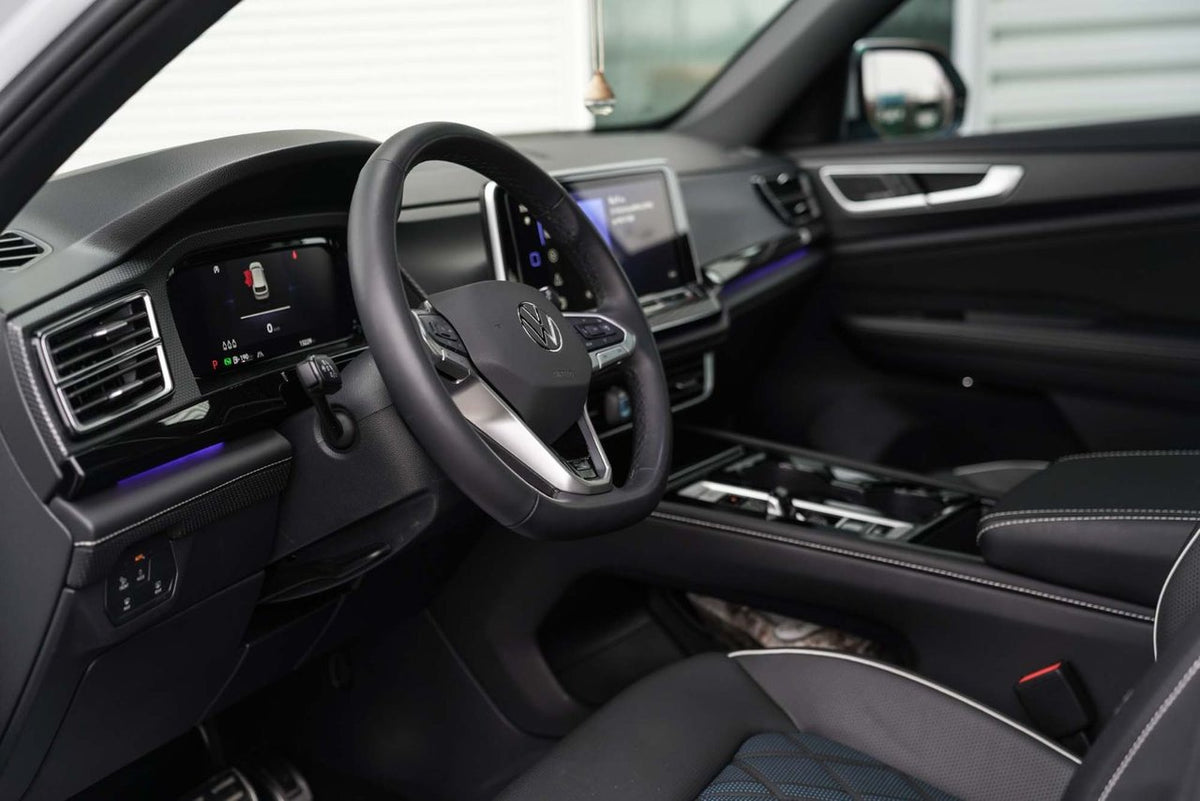 2025 Volkswagen Atlas Cross Sport Execline