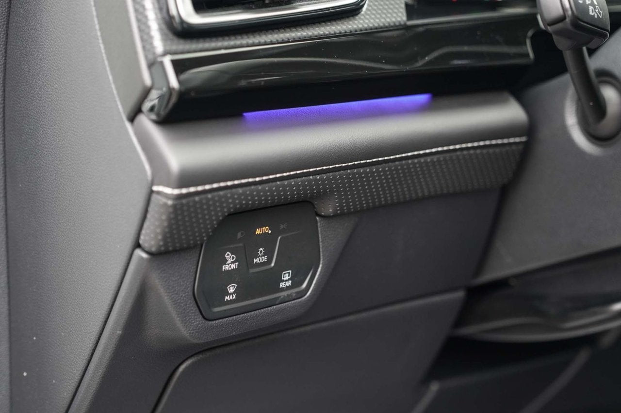 2025 Volkswagen Atlas Cross Sport Execline