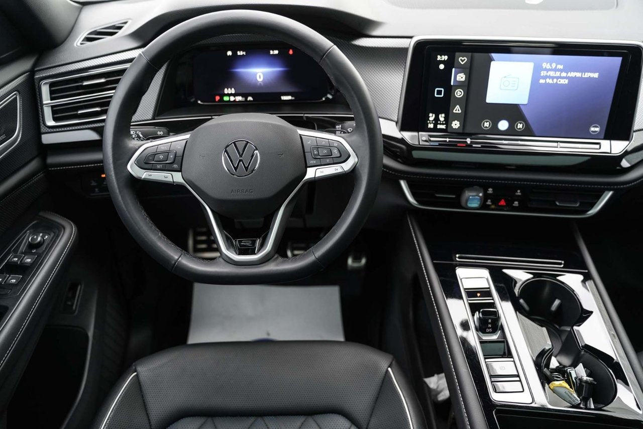 2025 Volkswagen Atlas Cross Sport Execline