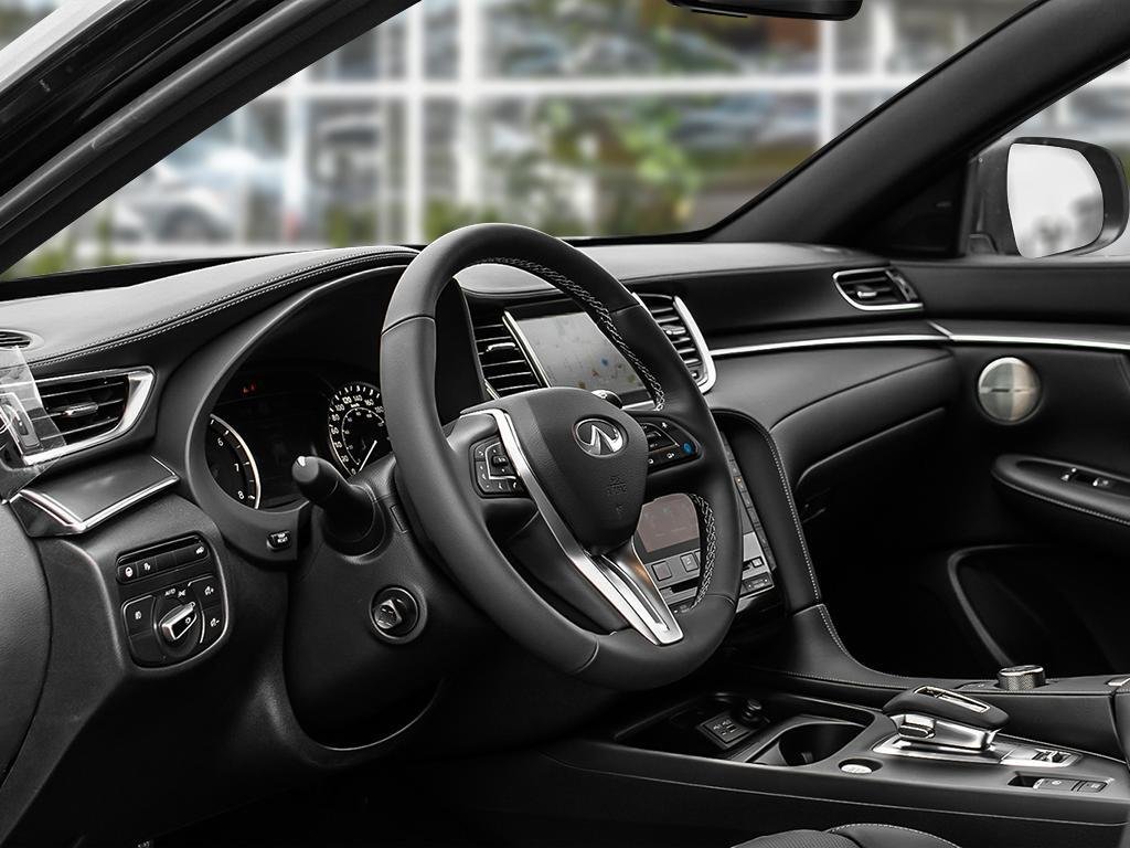 2025 Infiniti QX55 ESSENTIAL