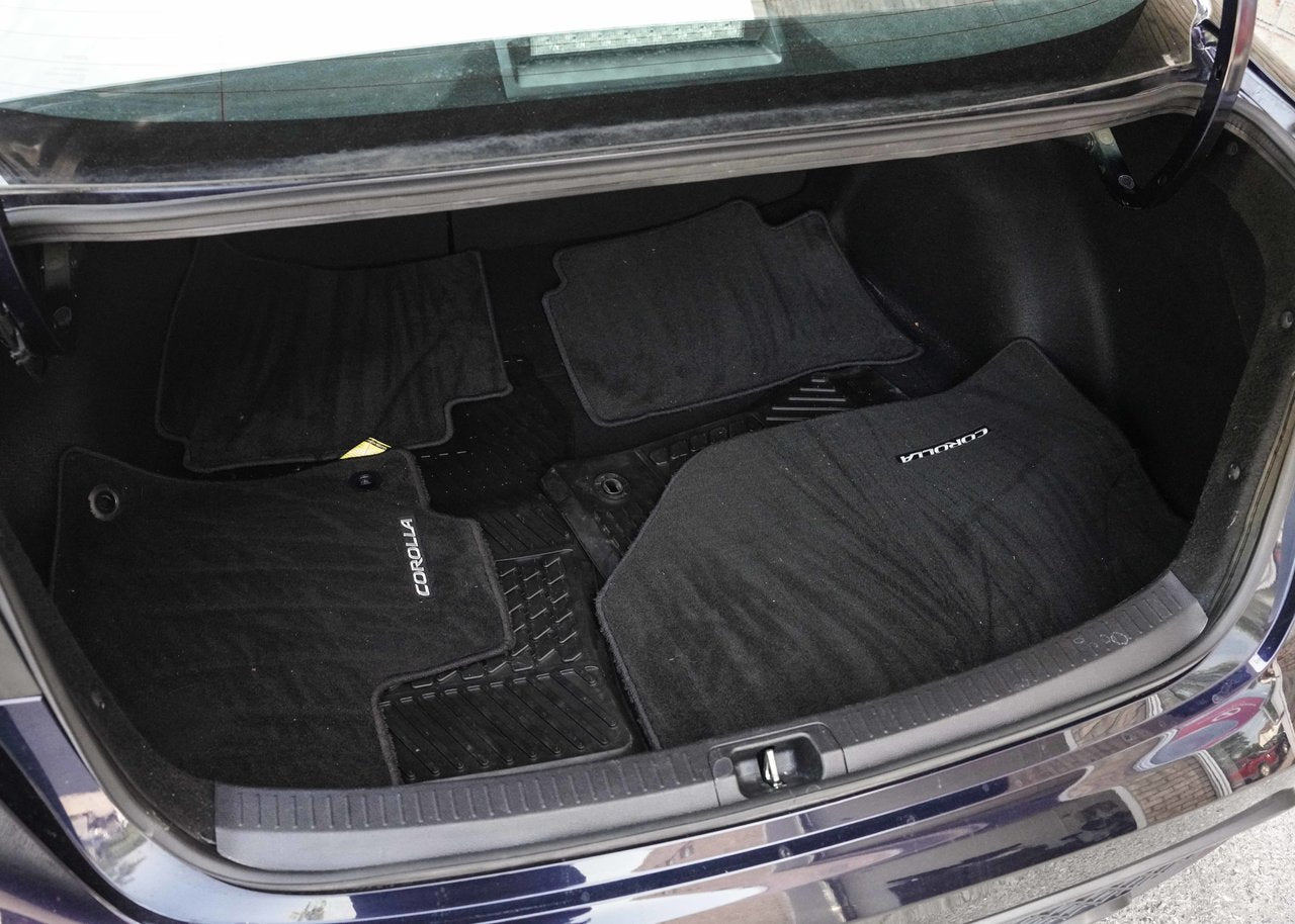 2022 Toyota Corolla SE UPGRADE