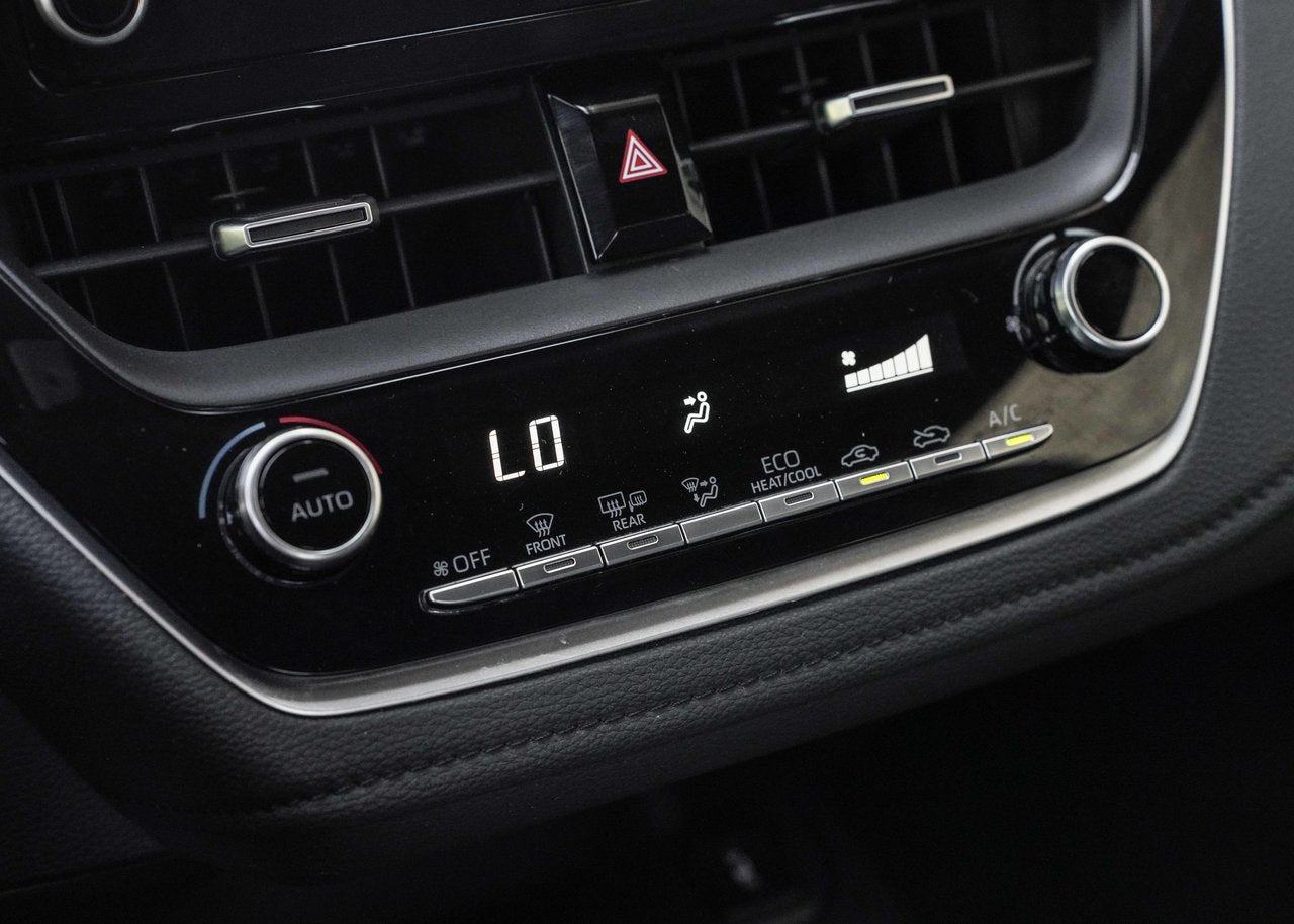 2022 Toyota Corolla SE UPGRADE