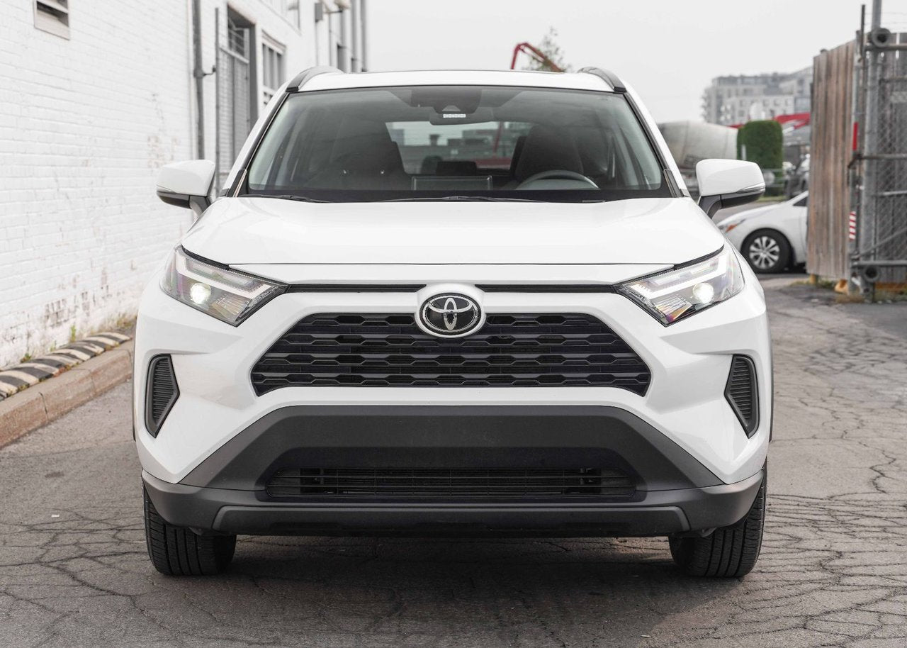 2024 Toyota RAV4 XLE AWD