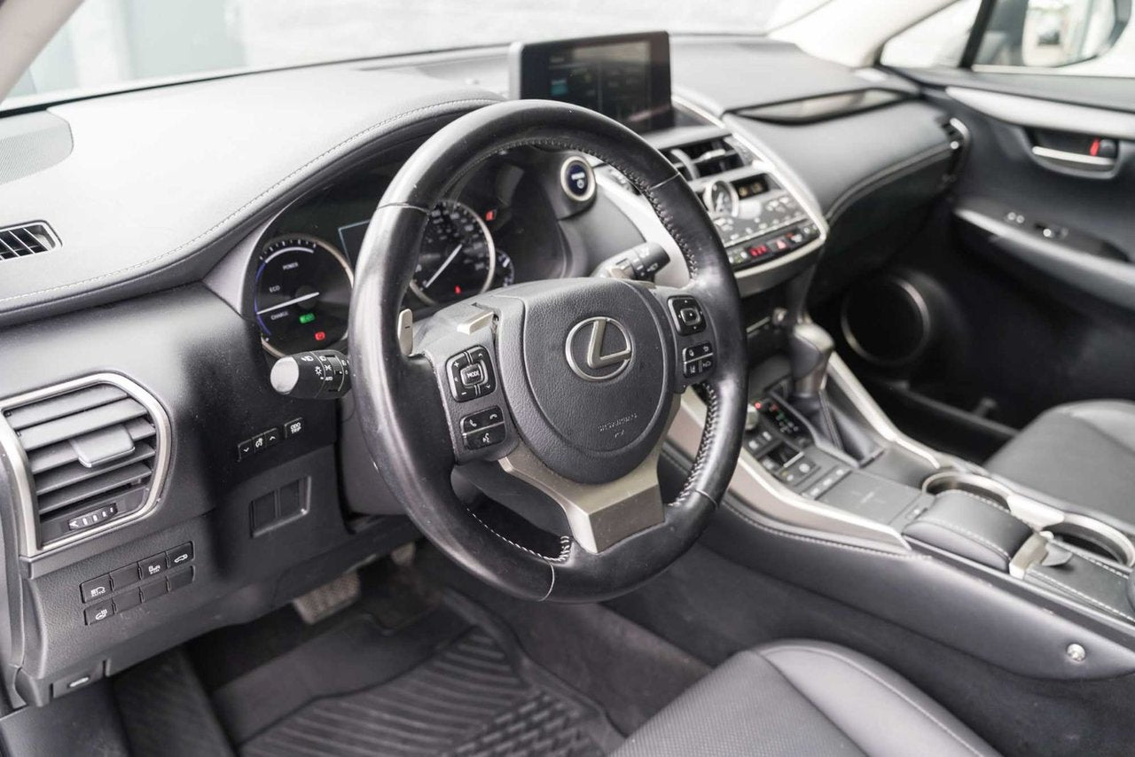 2021 Lexus NX 300h 300h DEMO PREMIUM AWD BAS KM CUIR TOIT CARPLAY