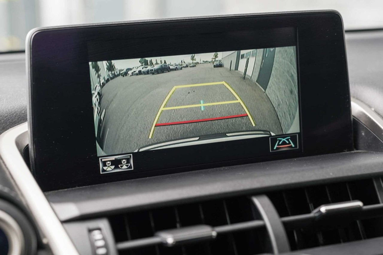 2021 Lexus NX 300h 300h DEMO PREMIUM AWD BAS KM CUIR TOIT CARPLAY