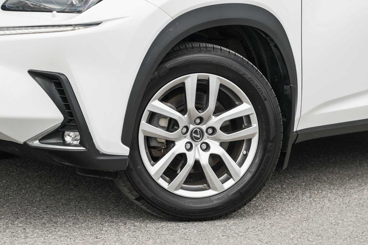 2021 Lexus NX 300h 300h DEMO PREMIUM AWD BAS KM CUIR TOIT CARPLAY