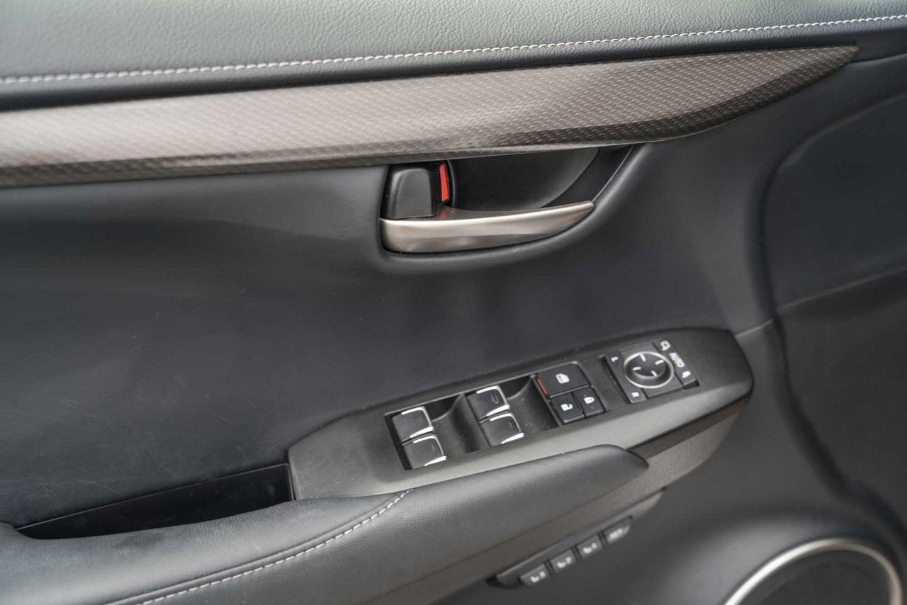 2021 Lexus NX 300h 300h DEMO PREMIUM AWD BAS KM CUIR TOIT CARPLAY