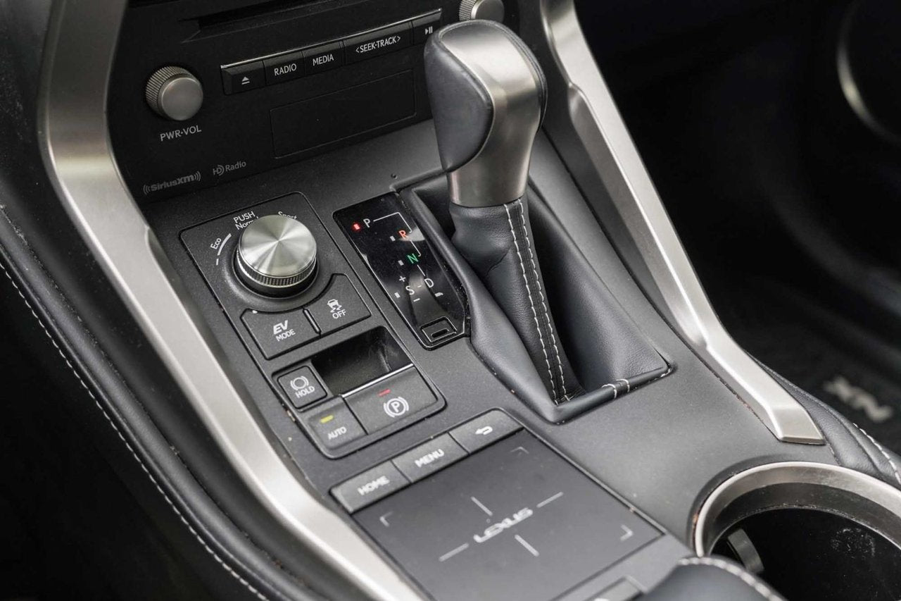 2021 Lexus NX 300h 300h DEMO PREMIUM AWD BAS KM CUIR TOIT CARPLAY