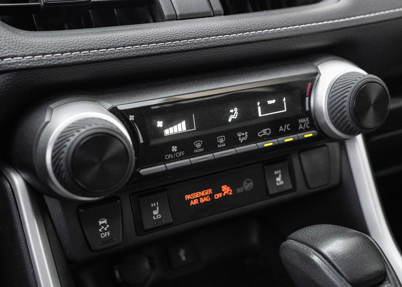 2022 Toyota RAV4 LE FWD