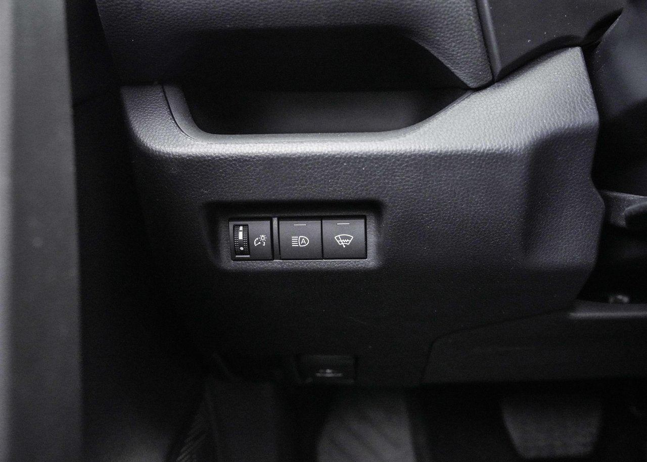 2022 Toyota RAV4 LE FWD