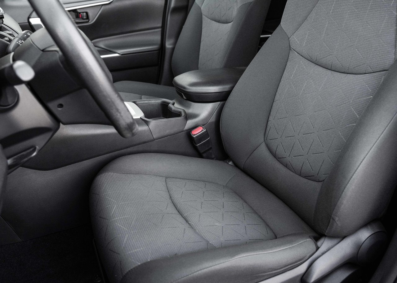 2022 Toyota RAV4 LE FWD