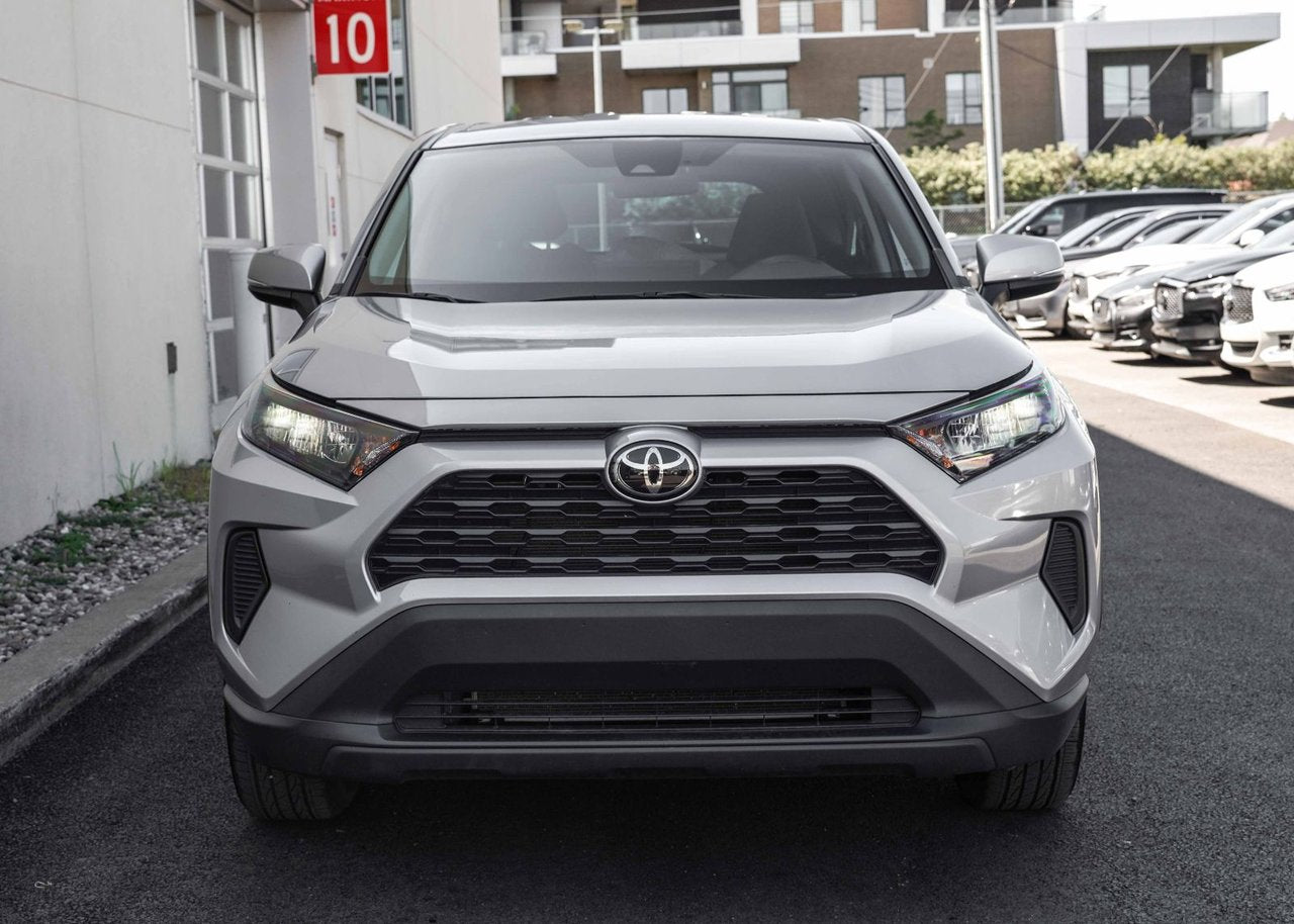 2022 Toyota RAV4 LE FWD