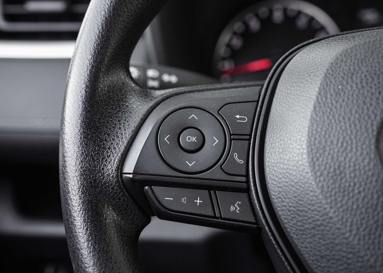 2022 Toyota RAV4 LE FWD