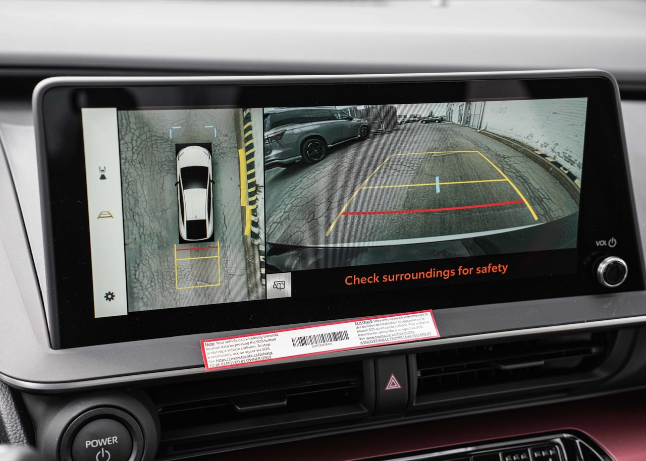 2025 Toyota Prius Plug-in Hybrid XSE PREMIUM