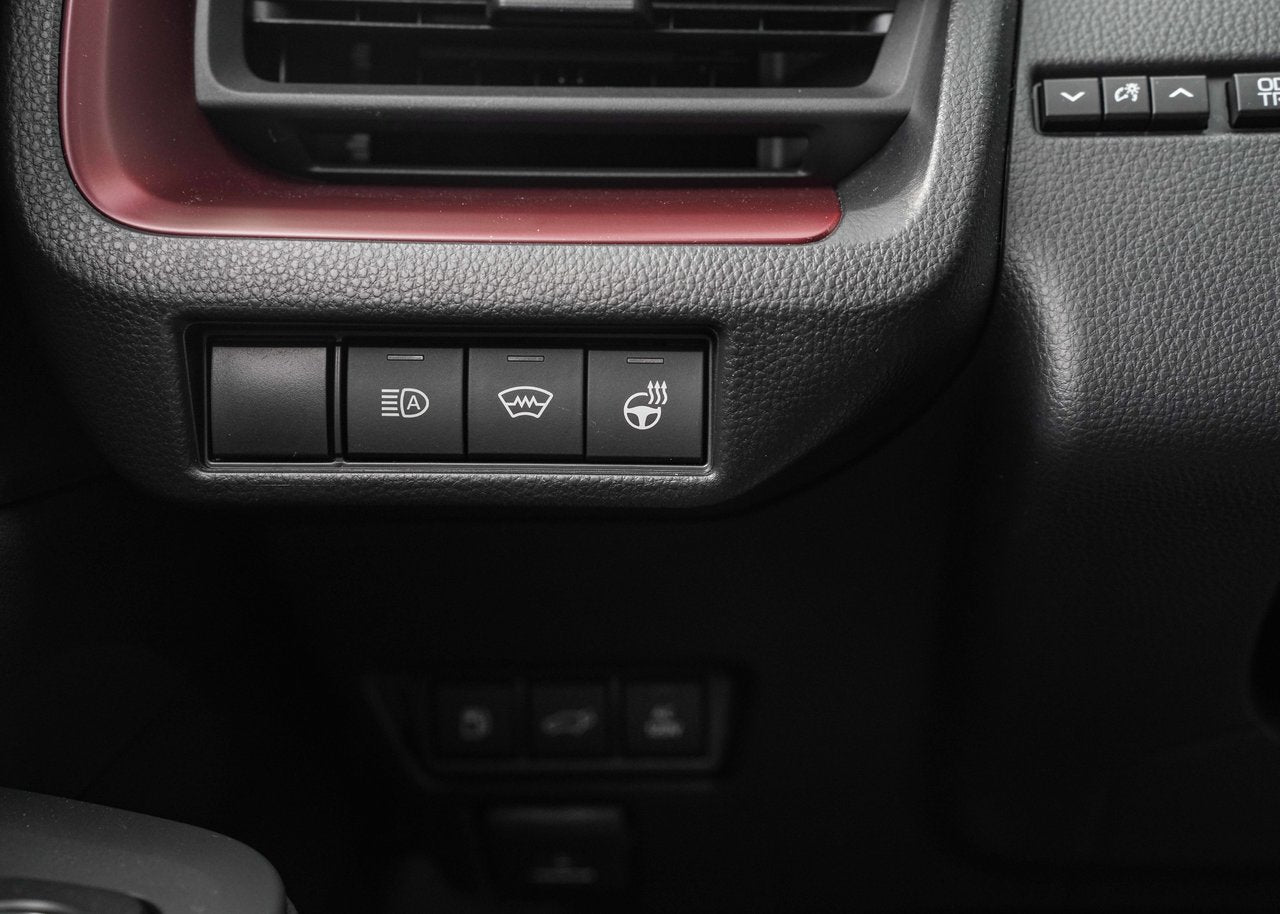 2025 Toyota Prius Plug-in Hybrid XSE PREMIUM