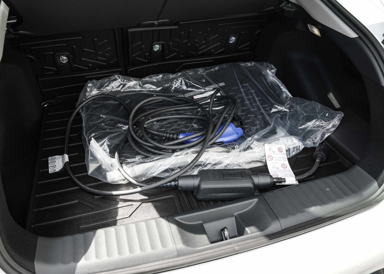 2025 Toyota Prius Plug-in Hybrid XSE PREMIUM