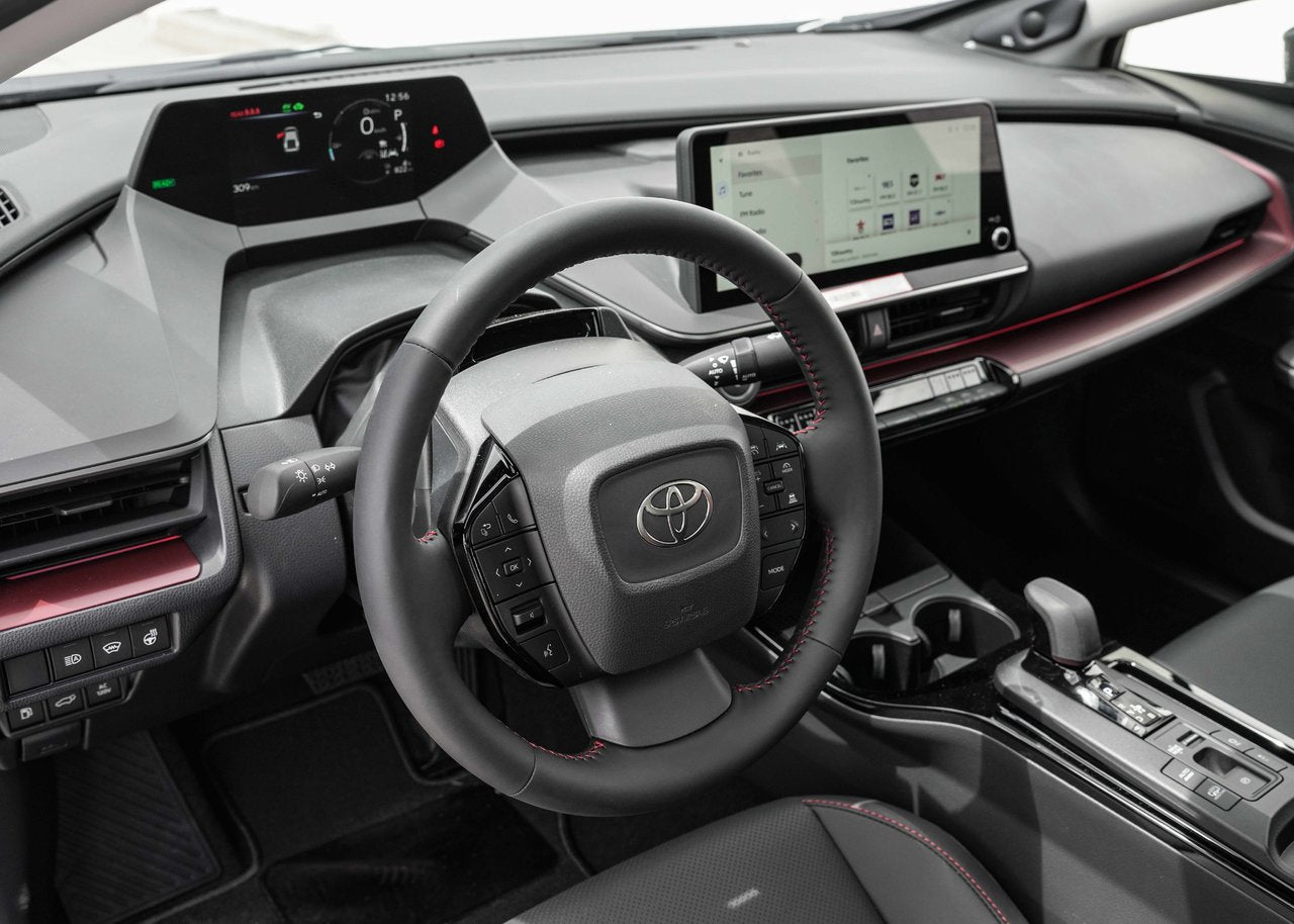 2025 Toyota Prius Plug-in Hybrid XSE PREMIUM