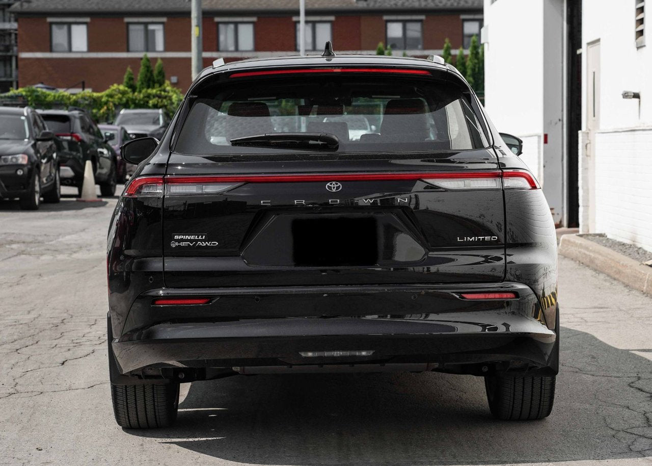 2025 Toyota Crown Signia TECHNOLOGIE AVANCE