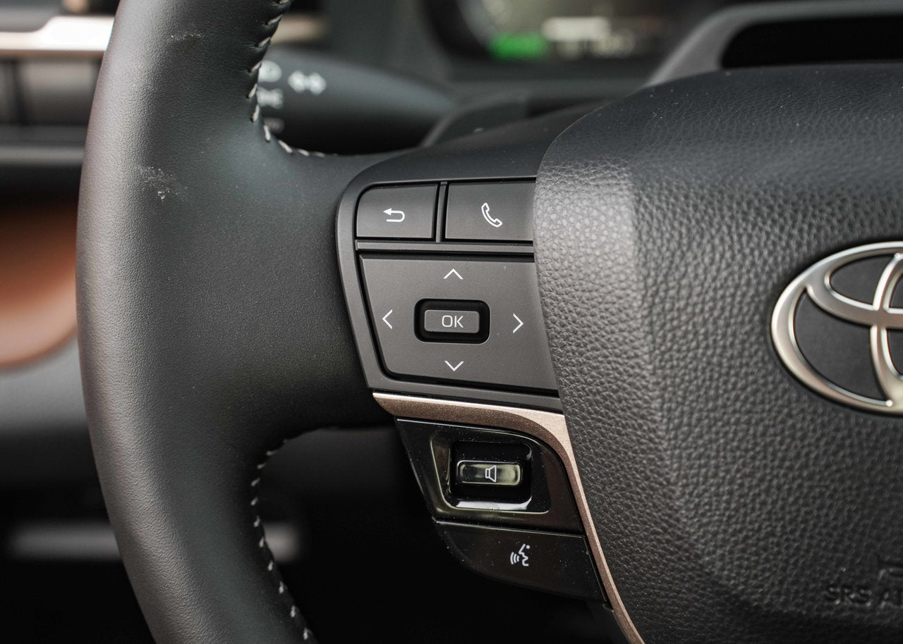 2025 Toyota Crown Signia TECHNOLOGIE AVANCE