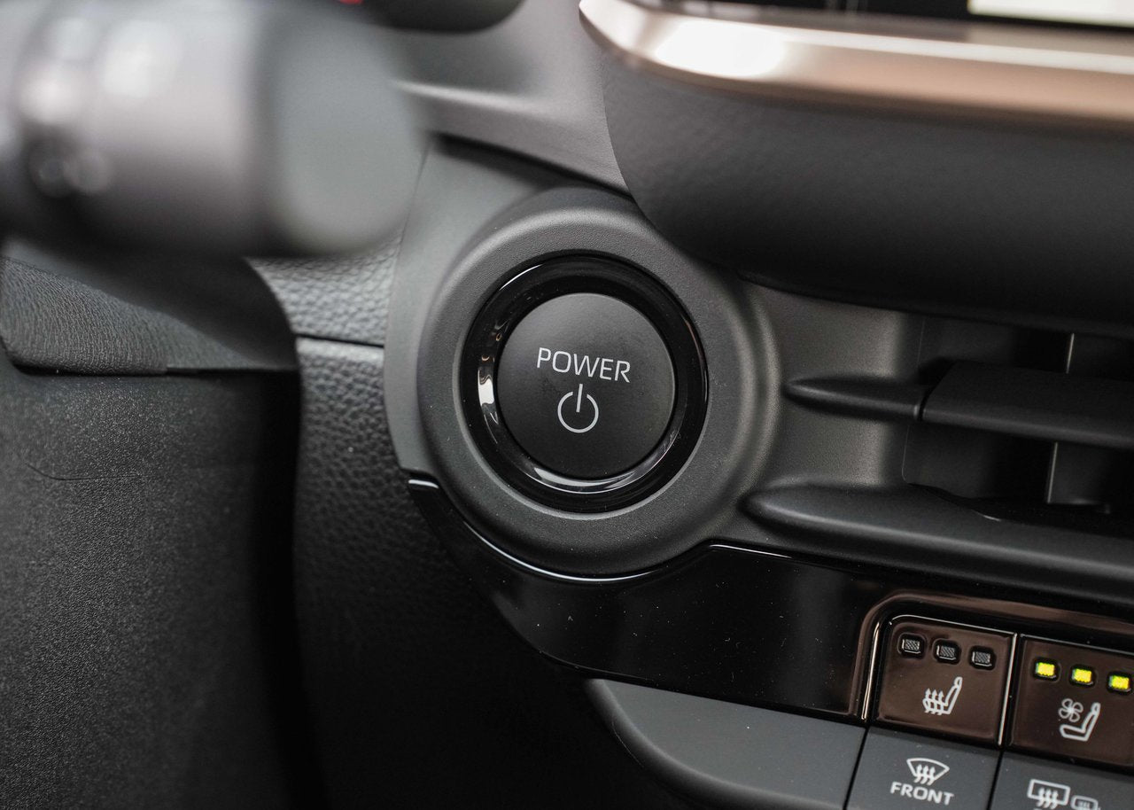 2025 Toyota Crown Signia TECHNOLOGIE AVANCE