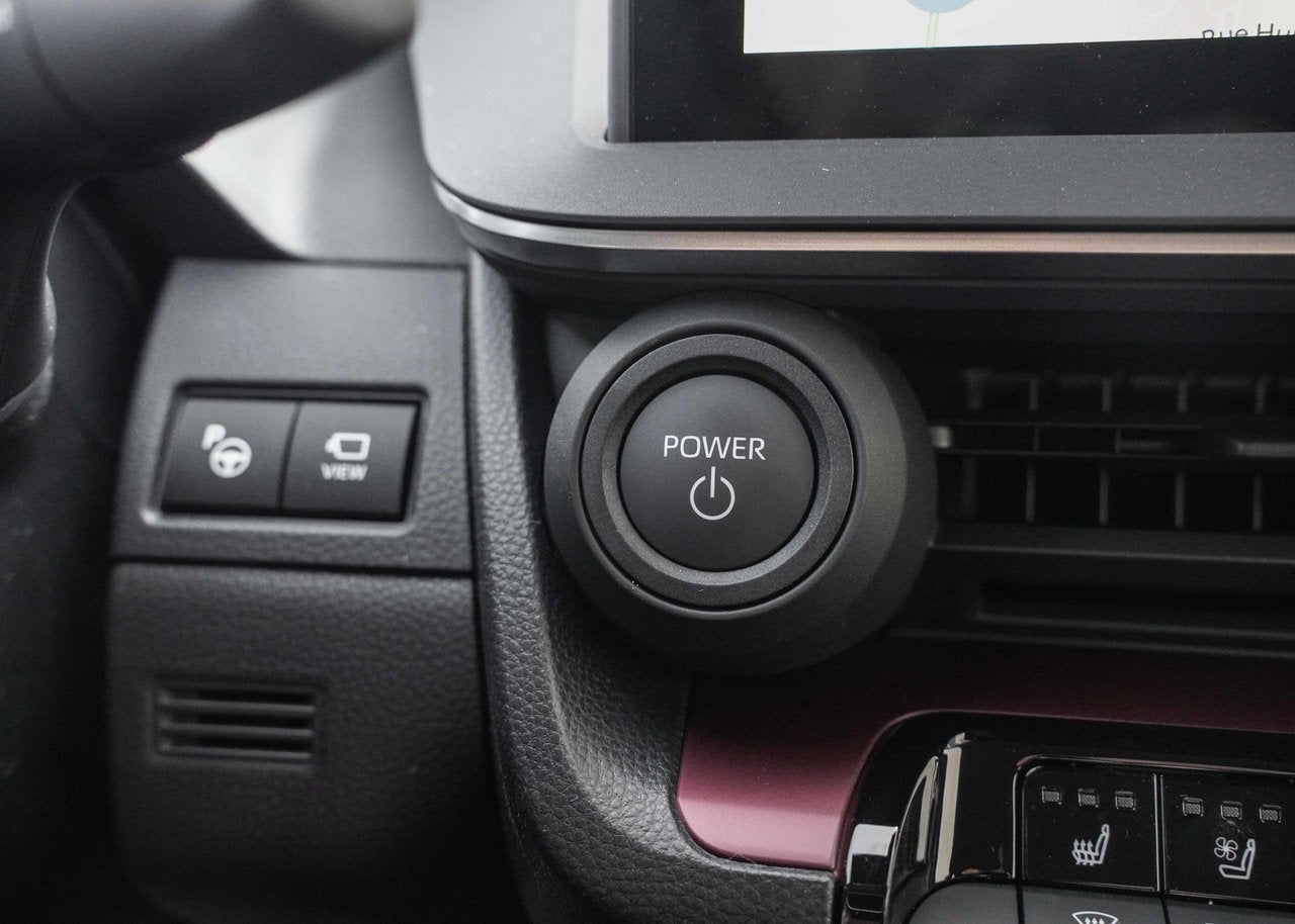 2025 Toyota Prius Plug-in Hybrid XSE PREMIUM