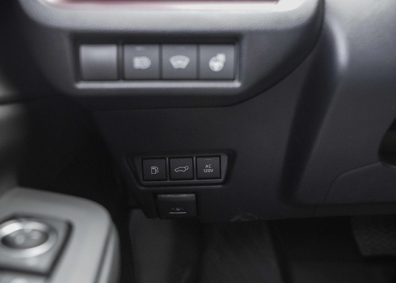 2025 Toyota Prius Plug-in Hybrid XSE PREMIUM