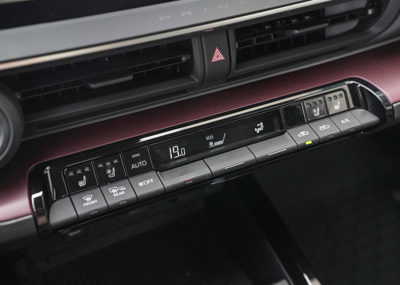 2025 Toyota Prius Plug-in Hybrid XSE PREMIUM