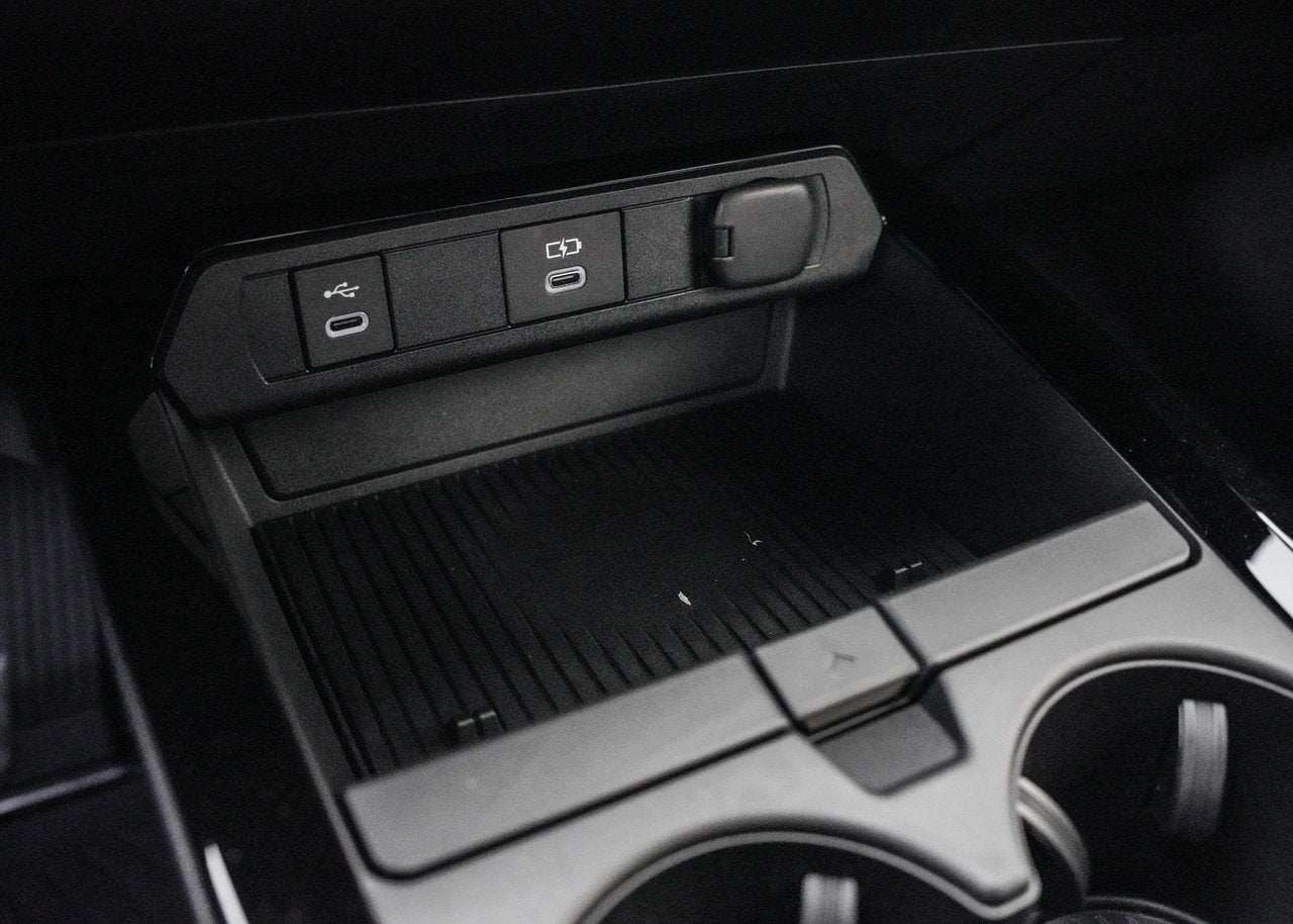 2025 Toyota Prius Plug-in Hybrid XSE PREMIUM