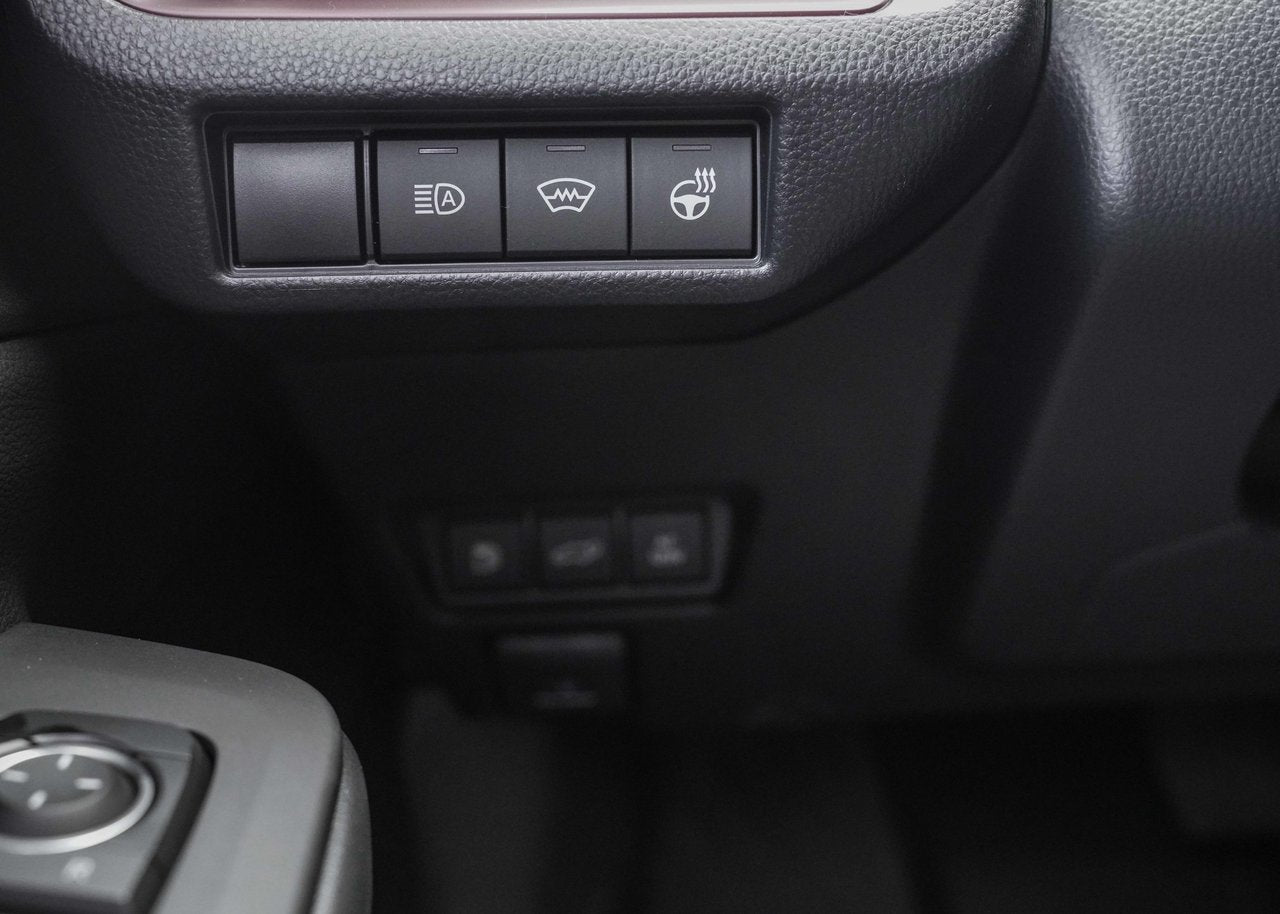 2025 Toyota Prius Plug-in Hybrid XSE PREMIUM