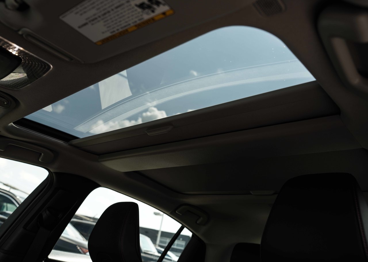 2025 Toyota Prius Plug-in Hybrid XSE PREMIUM