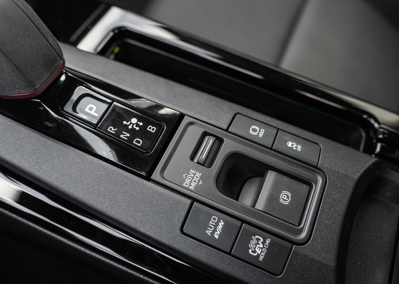 2025 Toyota Prius Plug-in Hybrid XSE PREMIUM