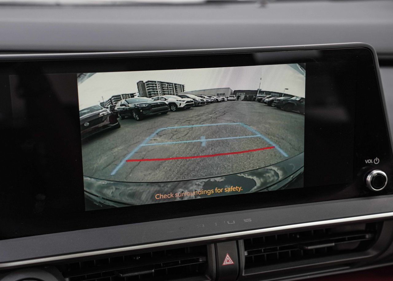 2025 Toyota Prius Plug-in Hybrid XSE PREMIUM