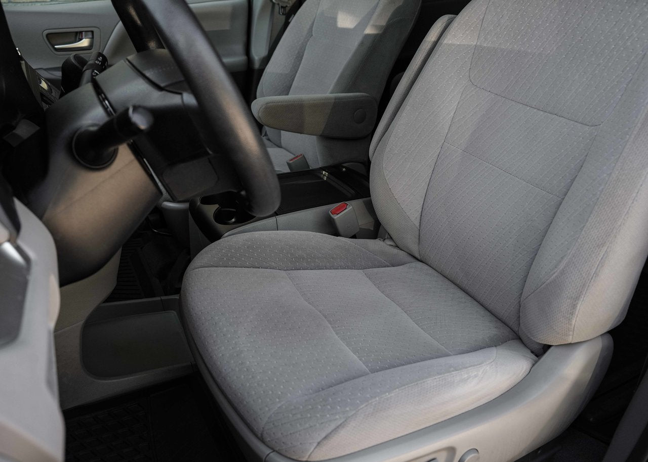 2020 Toyota Sienna LE