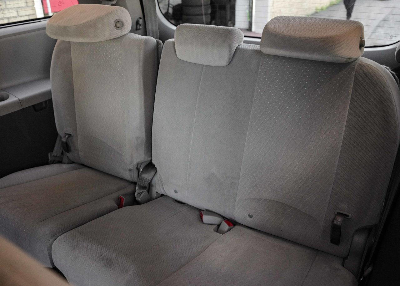 2020 Toyota Sienna LE