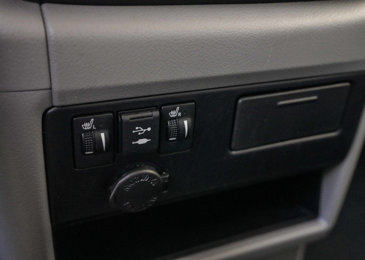 2020 Toyota Sienna LE