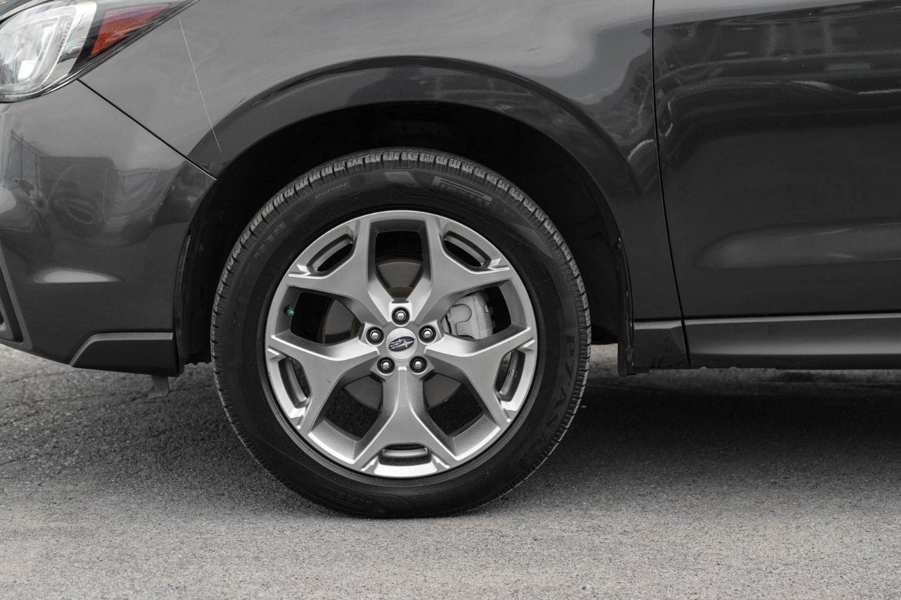 2018 Subaru Forester **Limited**