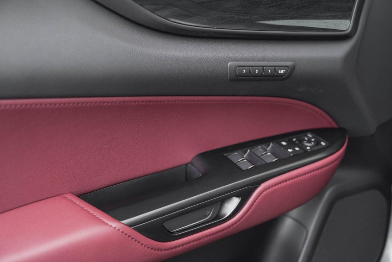 2023 Lexus NX 450h+ 450h+ ULTRA PREMIUM HYBRIDE BRANCHABLE TOIT BAS KM