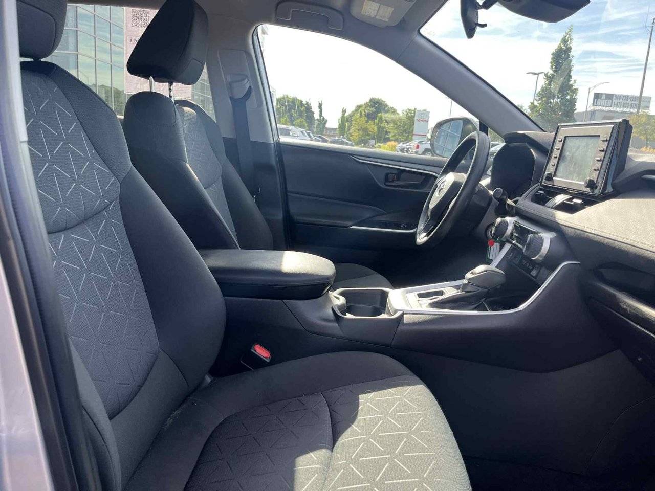 2021 Toyota RAV4 LE FWD