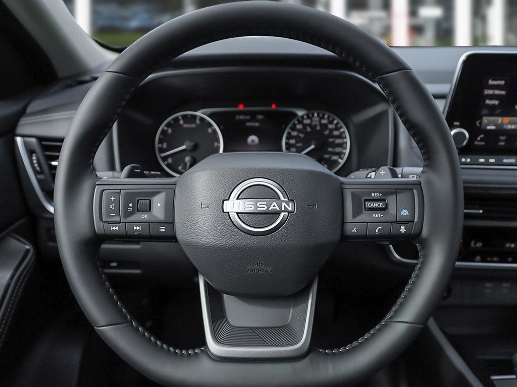 2026 Nissan Rogue SV Moonroof