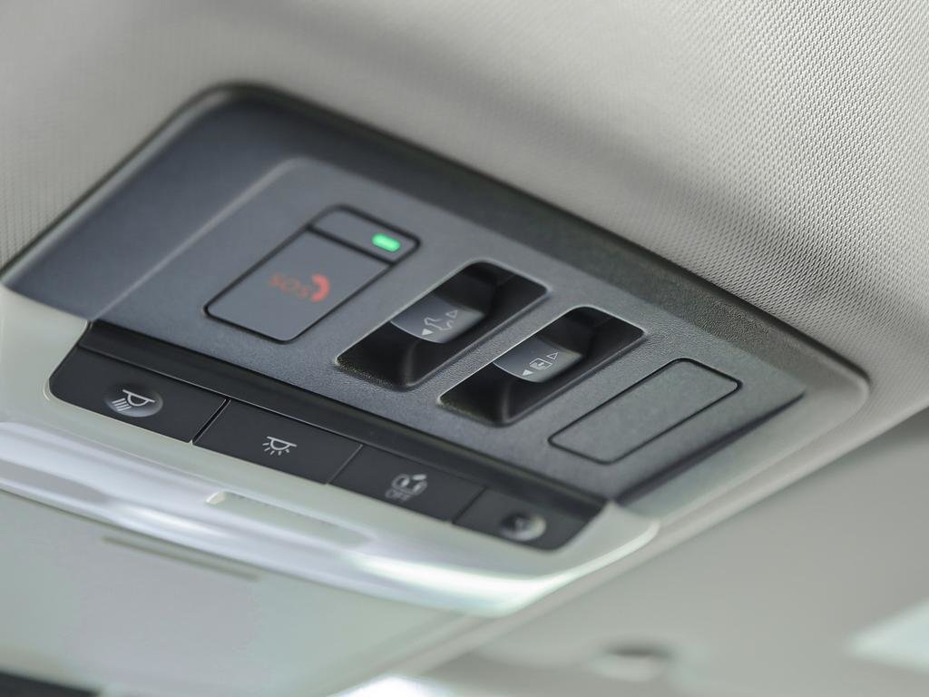 2026 Nissan Rogue SV Moonroof