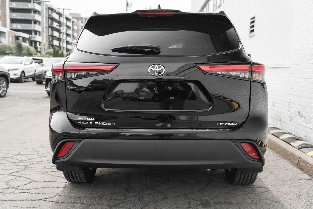 2021 Toyota Highlander LE AWD V6