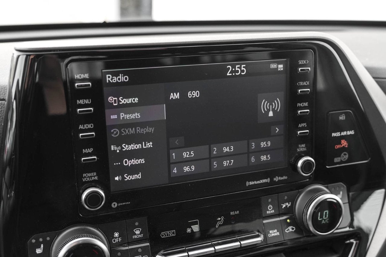 2021 Toyota Highlander LE AWD V6